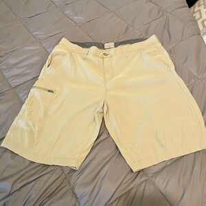 4/$25 bundle deal- Weatherproof Men's Light Tan Cargo Shorts